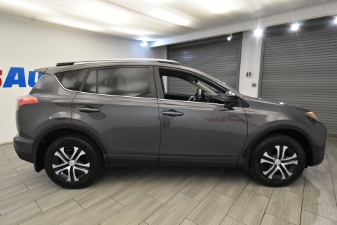 2017 Toyota RAV4 LE AWD 4dr SUV