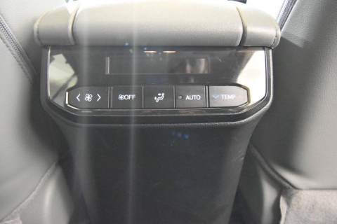 2024 Toyota Highlander XLE AWD 4dr SUV