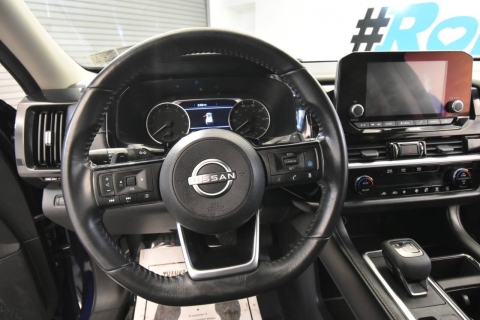 2022 Nissan Pathfinder SV 4dr SUV