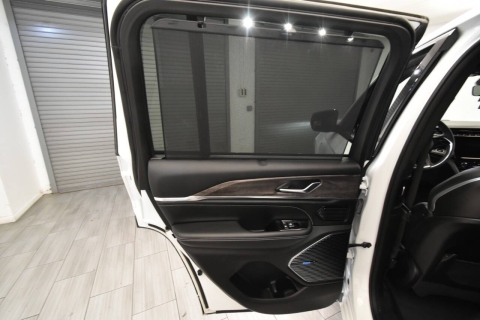 2023 Jeep Grand Cherokee Overland 4xe 4x4 4dr SUV