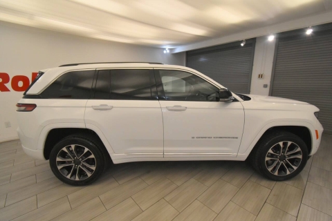 2023 Jeep Grand Cherokee Overland 4xe 4x4 4dr SUV