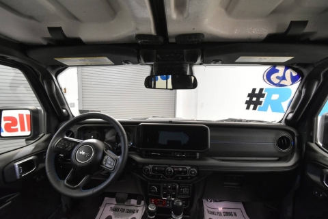 2025 Jeep Wrangler Rubicon 4xe 4x4 4dr SUV