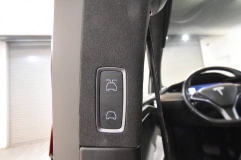 2018 Tesla Model X 75D AWD 4dr SUV