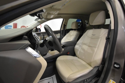 2023 Cadillac XT5 Premium Luxury 4x4 4dr SUV
