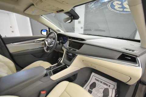 2023 Cadillac XT5 Premium Luxury 4x4 4dr SUV