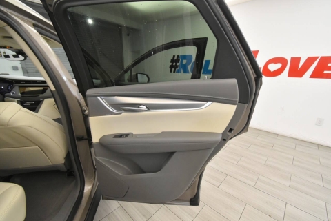 2023 Cadillac XT5 Premium Luxury 4x4 4dr SUV