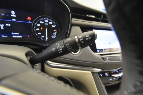2023 Cadillac XT5 Premium Luxury 4x4 4dr SUV
