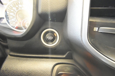 2022 RAM 1500 Big Horn 4x4 4dr Crew Cab 5.6 ft. SB Pickup