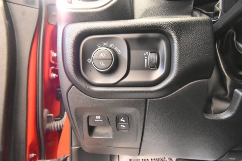 2022 RAM 1500 Big Horn 4x4 4dr Crew Cab 5.6 ft. SB Pickup