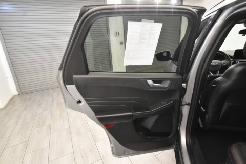 2023 Ford Escape Hybrid ST Line Select AWD 4dr SUV