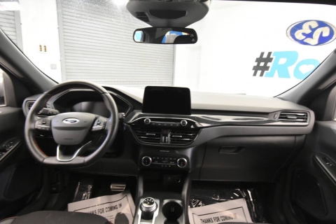 2023 Ford Escape Hybrid ST Line Select AWD 4dr SUV