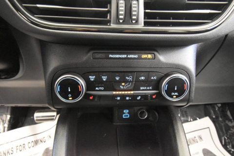 2023 Ford Escape Hybrid ST Line Select AWD 4dr SUV