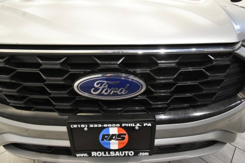 2023 Ford Escape Hybrid ST Line Select AWD 4dr SUV