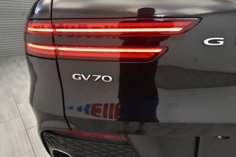 2022 Genesis GV70 2.5T Standard AWD 4dr SUV