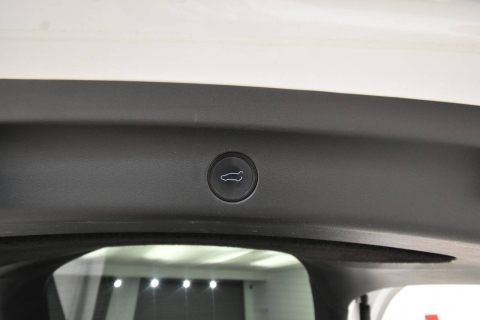 2020 Tesla Model Y Long Range AWD 4dr Crossover