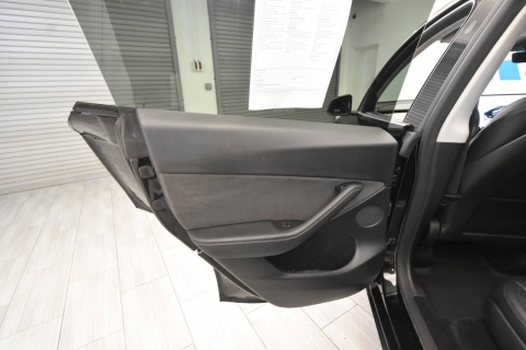 2023 Tesla Model Y Long Range AWD 4dr Crossover