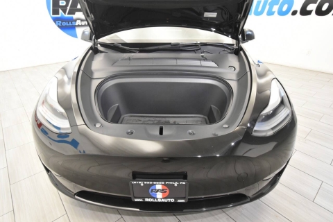 2023 Tesla Model Y Long Range AWD 4dr Crossover