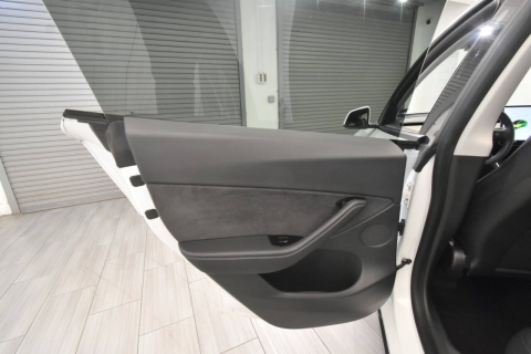 2021 Tesla Model Y Long Range AWD 4dr Crossover