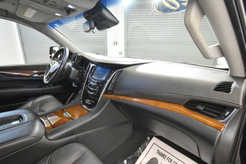 2020 Cadillac Escalade Premium Luxury 4x4 4dr SUV
