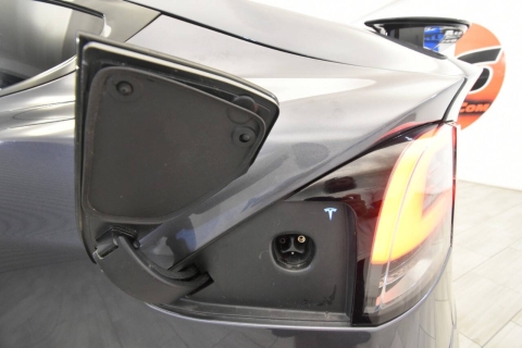 2023 Tesla Model X Standard Range AWD 4dr SUV
