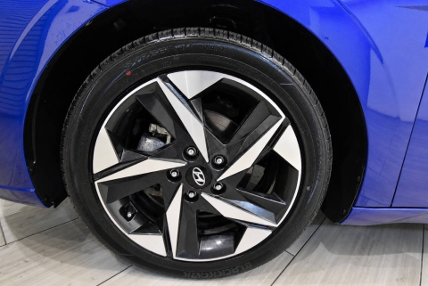 2023 Hyundai Elantra Hybrid Limited 4dr Sedan