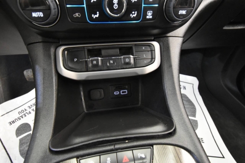 2023 GMC Acadia SLT 4x4 4dr SUV