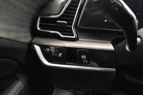2023 Kia Sportage X Line AWD 4dr SUV