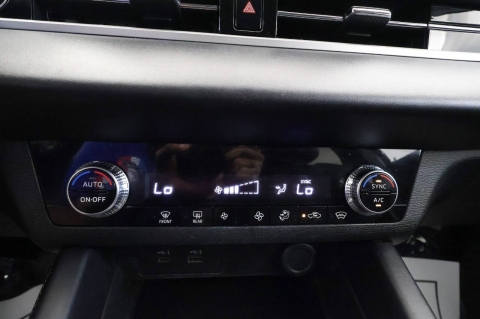 2024 Mitsubishi Outlander ES AWD 4dr SUV