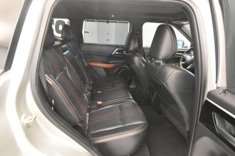 2022 Mitsubishi Outlander SEL AWD 4dr SUV