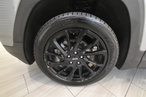2024 GMC Terrain SLT AWD 4dr SUV