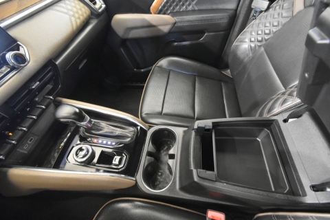 2023 GMC Canyon Denali 4x4 4dr Crew Cab 5 ft. SB