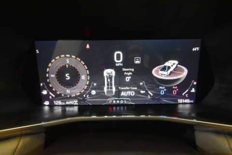 2023 GMC Canyon Denali 4x4 4dr Crew Cab 5 ft. SB