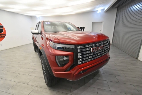 2023 GMC Canyon Denali 4x4 4dr Crew Cab 5 ft. SB