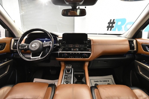 2022 Nissan Pathfinder Platinum AWD 4dr SUV