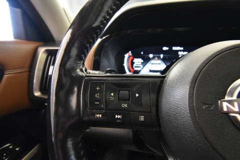 2022 Nissan Pathfinder Platinum AWD 4dr SUV