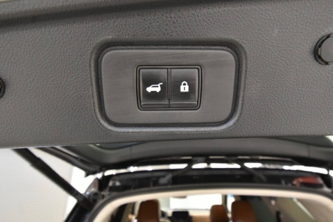 2022 Nissan Pathfinder Platinum AWD 4dr SUV