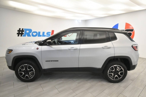 2024 Jeep Compass Trailhawk 4x4 4dr SUV