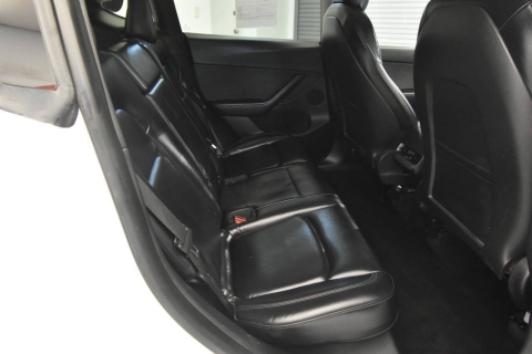 2022 Tesla Model Y Long Range AWD 4dr Crossover
