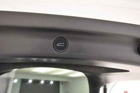 2022 Tesla Model Y Long Range AWD 4dr Crossover