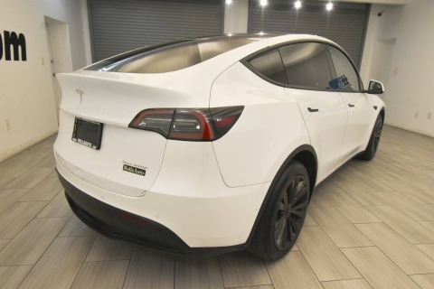 2022 Tesla Model Y Long Range AWD 4dr Crossover