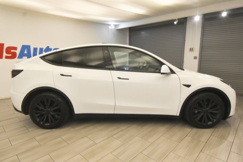 2022 Tesla Model Y Long Range AWD 4dr Crossover