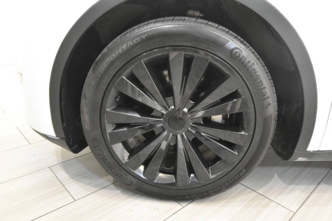 2022 Tesla Model Y Long Range AWD 4dr Crossover