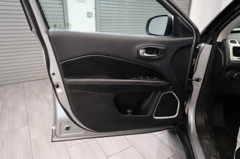 2019 Jeep Compass Altitude 4x4 4dr SUV