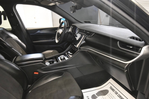2023 Jeep Grand Cherokee Altitude 4x4 4dr SUV