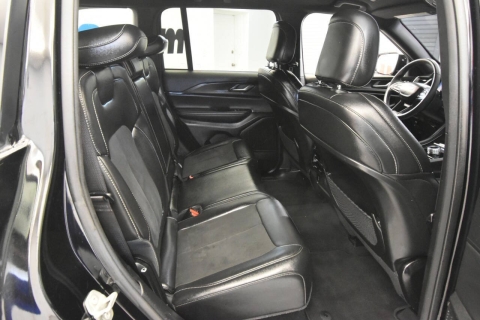 2023 Jeep Grand Cherokee Altitude 4x4 4dr SUV