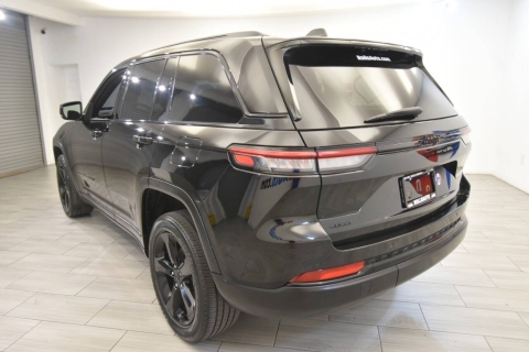 2023 Jeep Grand Cherokee Altitude 4x4 4dr SUV