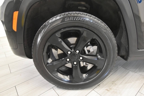 2023 Jeep Grand Cherokee Altitude 4x4 4dr SUV