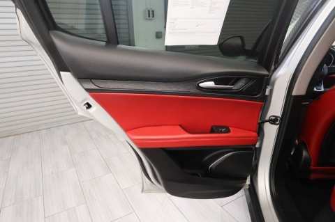 2020 Alfa Romeo Stelvio Sport AWD 4dr Crossover