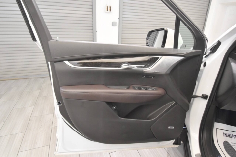 2023 Cadillac XT6 Premium Luxury 4x4 4dr SUV