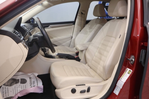 2016 Volkswagen Passat 1.8T SEL 4dr Sedan PZEV